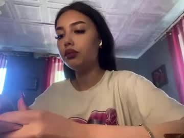 Sandichoinski Chaturbate stream image from May 27, 2026