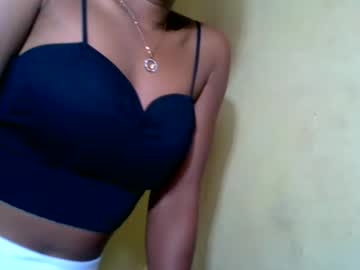 Alia411613 Chaturbate stream image from May 27, 2026