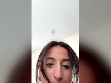 Sillyme789888 Chaturbate stream image from May 27, 2026