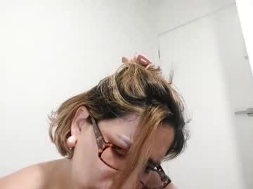 Submissivelatintight18 Chaturbate stream image from May 27, 2026