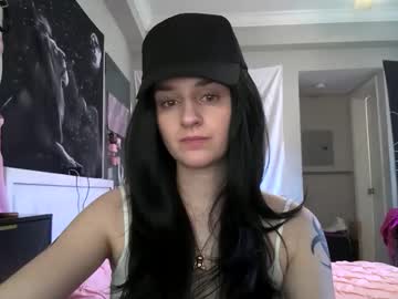 Noelle1229 Chaturbate stream image from May 27, 2026