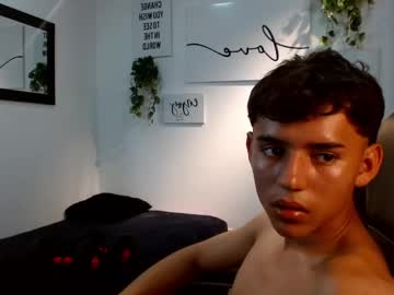 Ryan_Grayx Chaturbate stream image from May 27, 2026