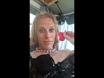Pinkxstarxfirexslush Chaturbate stream image from May 27, 2026