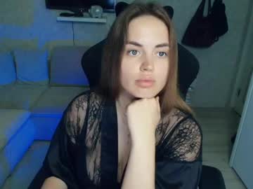 Crystalemily Chaturbate stream image from May 27, 2026