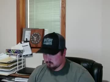 Largeandlazy Chaturbate stream image from May 27, 2026