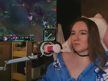 Moonlish_Siren Chaturbate stream image from May 27, 2026