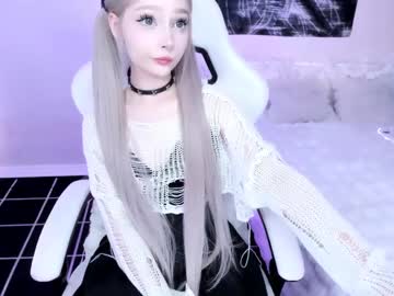 Lily_Weep Chaturbate stream image from May 27, 2026