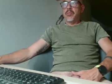 Bender1383 Chaturbate stream image from May 28, 2026