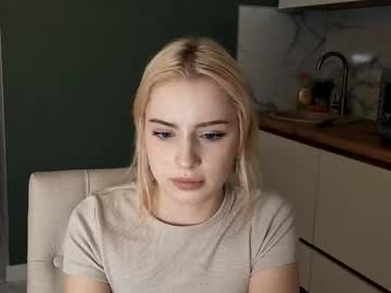 Elizabetqt Chaturbate stream image from May 28, 2026