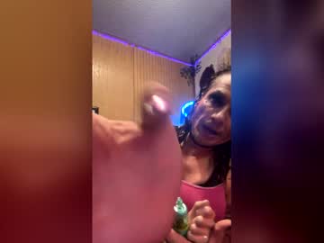 Devilinsidedaisy Chaturbate stream image from May 28, 2026