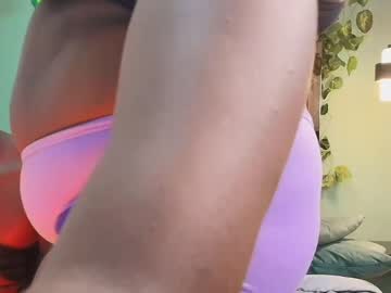 Emily_Brandom Chaturbate stream image from May 28, 2026