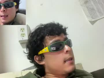 Juliangosilva Chaturbate stream image from May 28, 2026