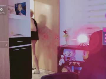 Littlezhalem Chaturbate stream image from May 28, 2026
