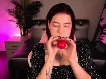 Nikki_Gringerr Chaturbate stream image from May 28, 2026
