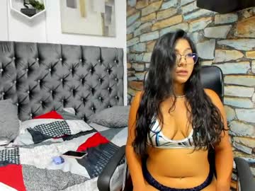 Cloe_Simons Chaturbate stream image from May 28, 2026