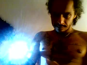 Howarudoing Chaturbate stream image from May 28, 2026