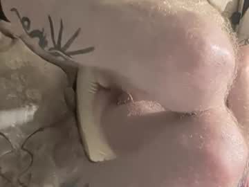 Edgedancing Chaturbate stream image from May 28, 2026