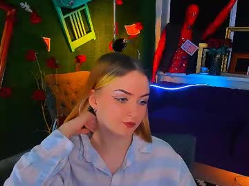 Evelinakitty Chaturbate stream image from May 28, 2026