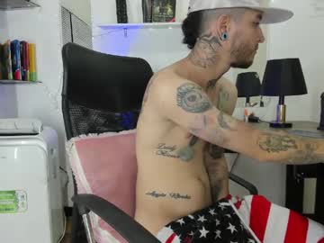 Camiloherrera1 Chaturbate stream image from May 28, 2026