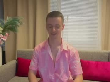 Olivergro Chaturbate stream image from May 28, 2026