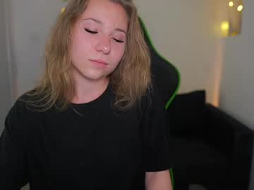 Vivienvance18 Chaturbate stream image from May 28, 2026