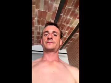 Xxxmild2wildxxx Chaturbate stream image from May 28, 2026