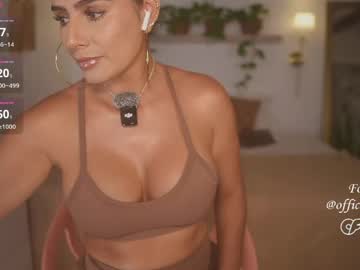 Meegan1 Chaturbate stream image from May 28, 2026