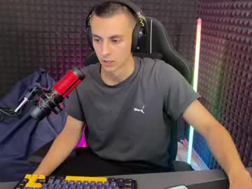 Hols_20 Chaturbate stream image from May 28, 2026