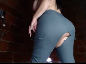 Yelly_18 Chaturbate stream image from May 28, 2026