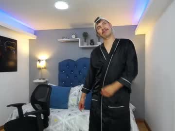 Alexx_Leon Chaturbate stream image from May 28, 2026