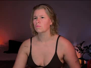 Amiamore Chaturbate stream image from May 28, 2026