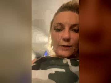 Audreynamore Chaturbate stream image from May 28, 2026