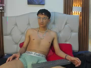 Julian_Foxxx Chaturbate stream image from May 28, 2026