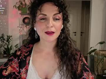 Inakush Chaturbate stream image from May 28, 2026