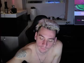 Rayzel_White Chaturbate stream image from May 28, 2026