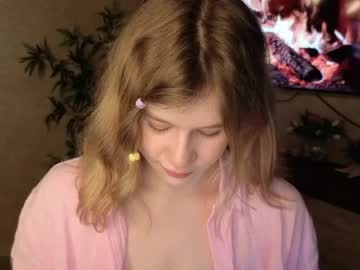 Glitchyangel Chaturbate stream image from May 29, 2026