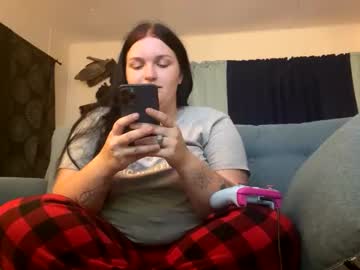 Bluehoneychlo Chaturbate stream image from May 29, 2026