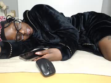 Jasminbrowwn Chaturbate stream image from May 29, 2026
