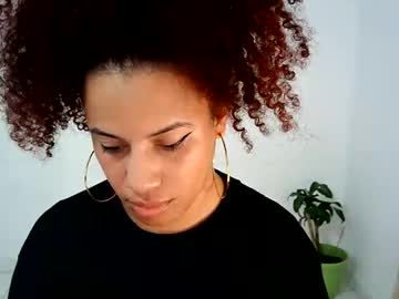 Isa_Bellaxx23 Chaturbate stream image from May 29, 2026