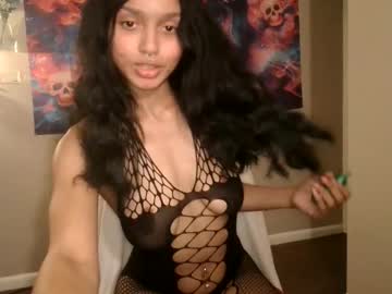 Itsfantasymodeling Chaturbate stream image from May 29, 2026
