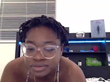 Luckyclover4444 Chaturbate stream image from May 29, 2026