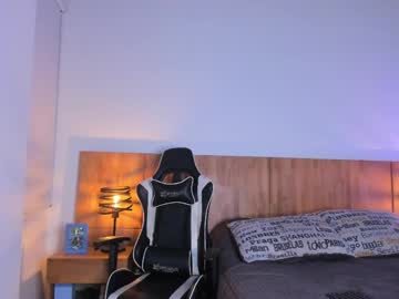 Claytonburgues Chaturbate stream image from May 29, 2026