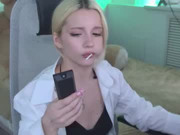 Aurorawrenfield Chaturbate stream image from May 29, 2026