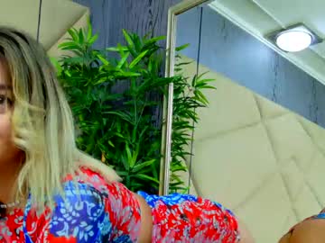 Chloevee Chaturbate stream image from May 29, 2026
