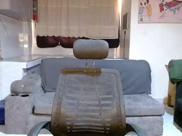 Martineznn64 Chaturbate stream image from May 29, 2026