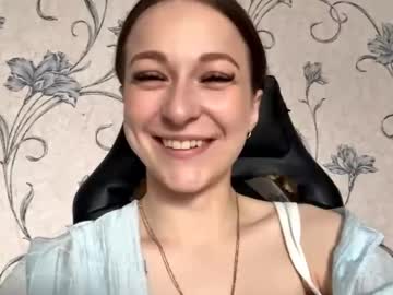 Marlenahuit Chaturbate stream image from May 29, 2026