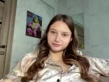 Crystalstipp Chaturbate stream image from May 29, 2026