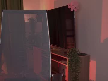 Elliecutes Chaturbate stream image from May 29, 2026