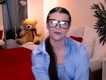 Julia485262 Chaturbate stream image from May 29, 2026