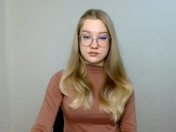 Abbymoore__ Chaturbate stream image from May 29, 2026